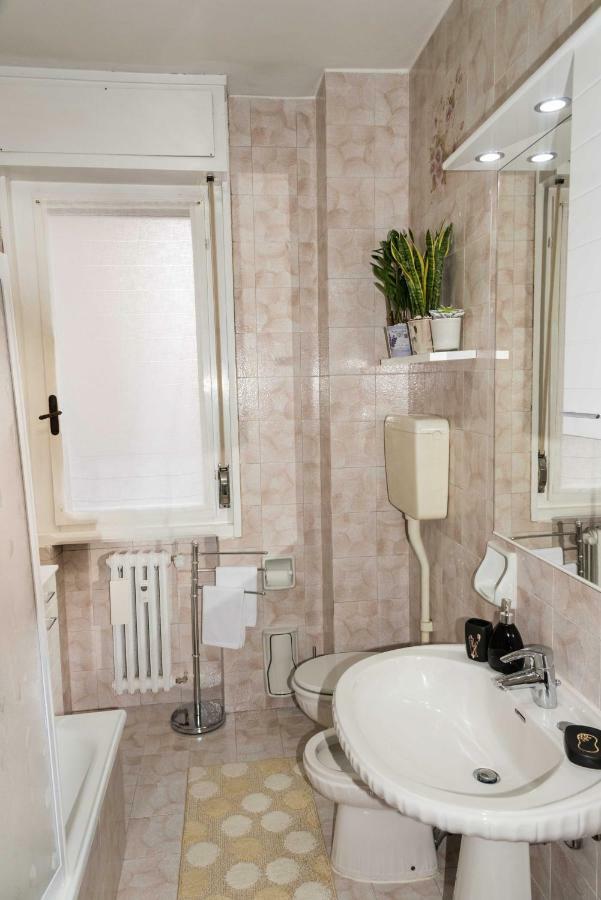 Gabrielli Rooms & Apartments - Fiera Верона Екстер'єр фото